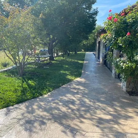 Le Hameau Des Vanades * Ampus